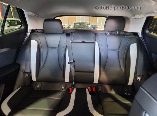 LRBFZPR45TD083936 2026 BUICK ENVISION White უკანა სავარძლების ხედი