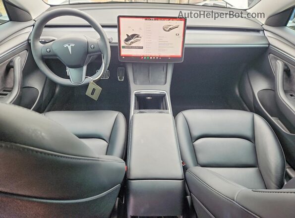 LRW3E1FA0PC871958 2023 TESLA MODEL Белый Вид панели приборов