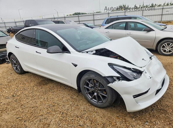 LRW3E1FA0PC871958 2023 TESLA MODEL Белый Передняя правая четверть