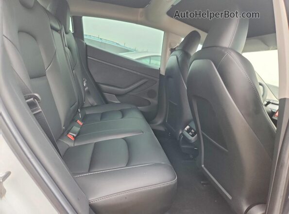 LRW3E1FA0PC871958 2023 TESLA MODEL Белый Вид задних сидений