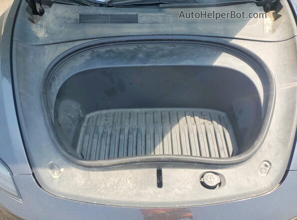 LRW3E7EB5RC087923 2024 TESLA MODEL Gray უკანა სალონის ხედი