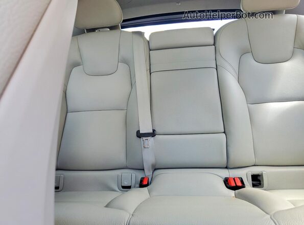 LYV102RK0KB292789 2019 VOLVO XC60 Silver Հետևի նստատեղերի տեսք