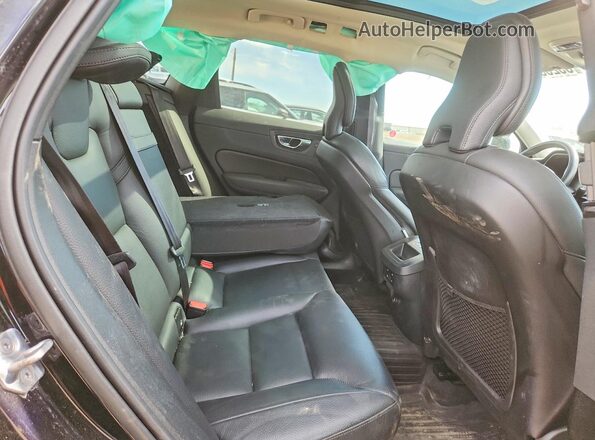 LYV102RK5KB350153 2019 VOLVO XC60 Black Սալոնի հետևի տեսք
