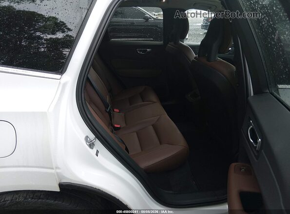 LYV102RK9JB101191 2018 VOLVO XC60 White Vista de la etiqueta del VIN