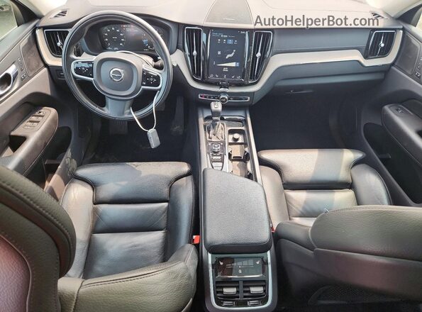 LYV102RL2KB250939 2019 VOLVO XC60 Blue Առջևի վահանակի տեսք