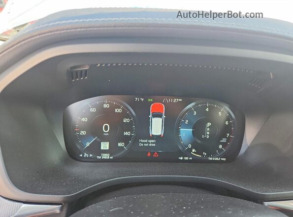 LYV102RL6KB284642 2019 VOLVO XC60 Silver Vista del cuadro de instrumentos