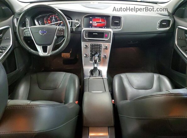 LYV402HK3JB163782 2018 VOLVO S60 Gray Vista del salpicadero