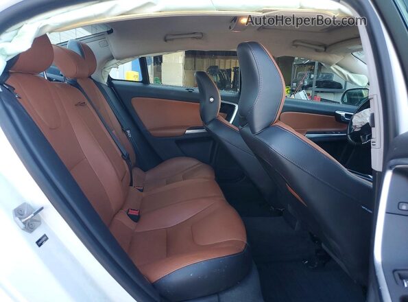 LYV402TK3JB167841 2018 VOLVO S60 White უკანა სავარძლების ხედი