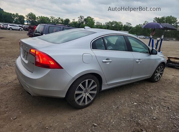 LYV402TKXJB174060 2018 VOLVO S60 Серебряный Задняя правая четверть