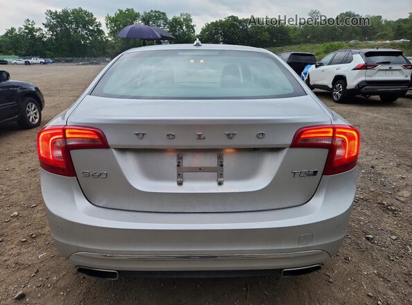 LYV402TKXJB174060 2018 VOLVO S60 Серебряный Вид сзади