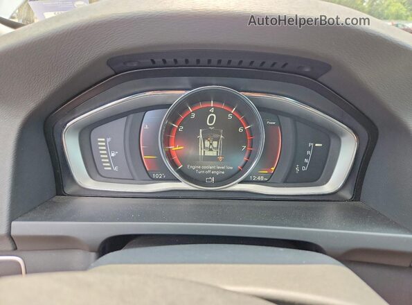 LYV402TM2HB126709 2017 VOLVO S60 Silver Вид щитка приладів