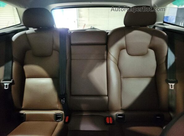 LYVA22RK1KB247628 2019 VOLVO XC60 Белый Вид задних сидений