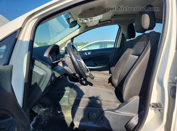 MAJ3P1TE0JC160939 2018 FORD ECOSPORT White Вид салону спереду