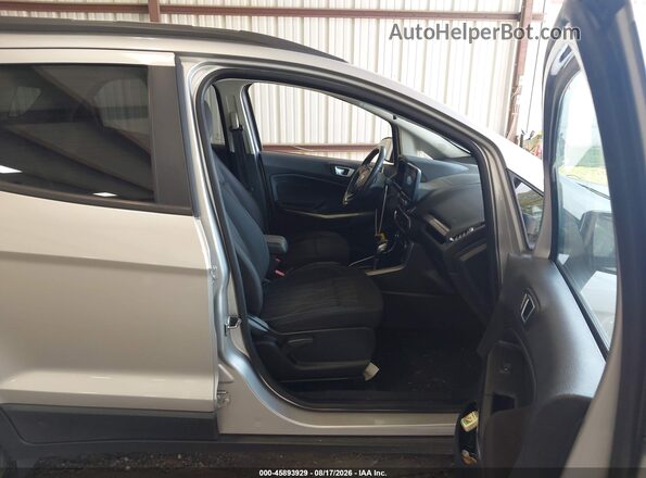 MAJ3P1TE2JC237522 2018 FORD ECOSPORT Серебряный Вид салона спереди