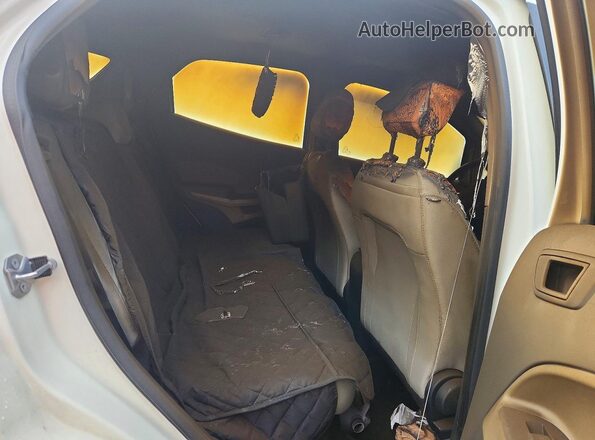 MAJ3S2FE7MC438837 2021 FORD ECOSPORT White Rear seats view