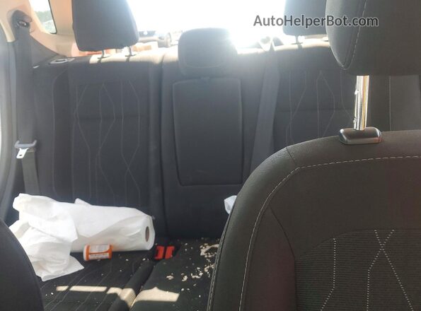 MAJ3S2GE1LC322837 2020 FORD ECOSPORT Silver Widok tylnych siedzeń