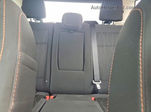MAJ3S2GE1MC439190 2021 FORD ECOSPORT Gray Widok tylnych siedzeń