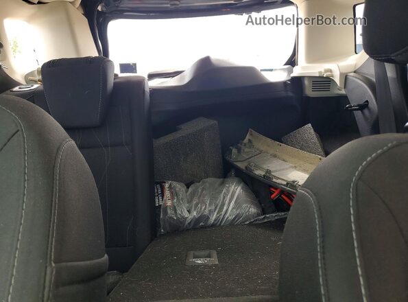 MAJ3S2GE3MC455648 2021 FORD ECOSPORT Black Widok tylnych siedzeń