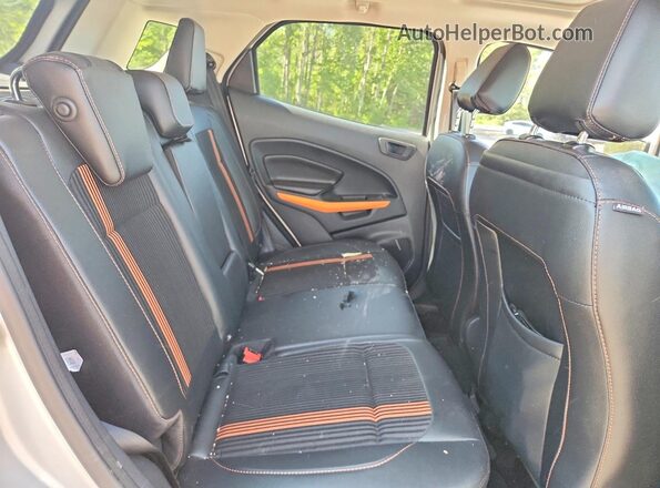 MAJ6P1CL0JC233108 2018 FORD ECOSPORT Silver Rear interior view