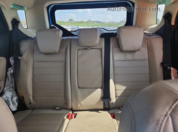 MAJ6P1WL7JC231349 2018 FORD ECOSPORT Blue Rear seats view