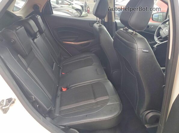 MAJ6S3JL4NC467447 2022 FORD ECOSPORT White Вид задньої частини салону
