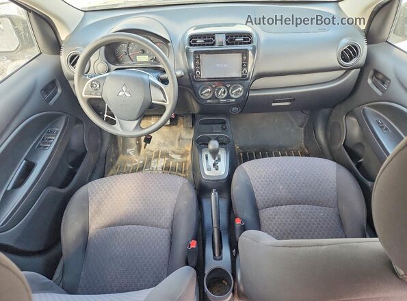 ML32A3HJ2JH013715 2018 MITSUBISHI MIRAGE Silver Vista del salpicadero
