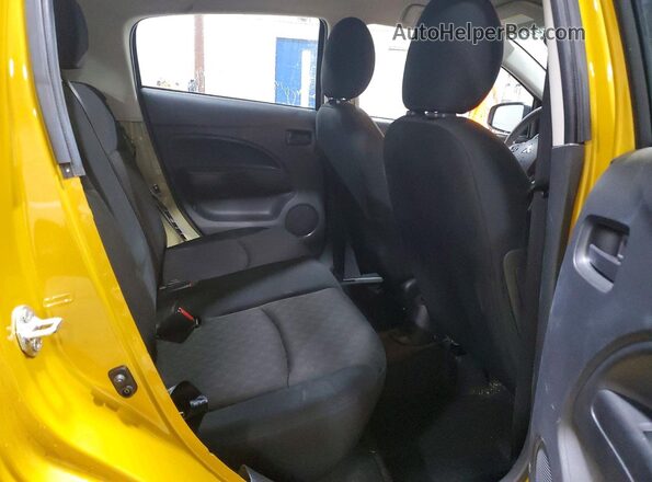 ML32AUHJ5RH035077 2024 MITSUBISHI MIRAGE Gold Widok tylnych siedzeń
