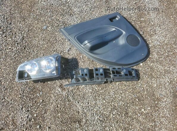 ML32AUHJ8MH000607 2021 MITSUBISHI MIRAGE White Engine compartment view