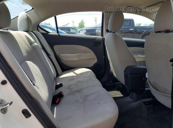 ML32F3FJ1KHF12093 2019 MITSUBISHI MIRAGE White Vista de los asientos traseros