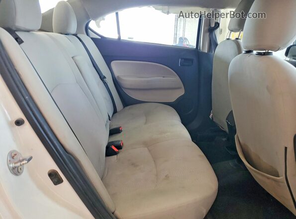 ML32F3FJ3JHF09324 2018 MITSUBISHI MIRAGE White Rear seats view