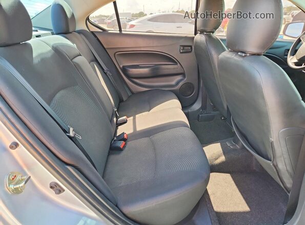ML32F3FJ8KHF05559 2019 MITSUBISHI MIRAGE Silver Vista de los asientos traseros