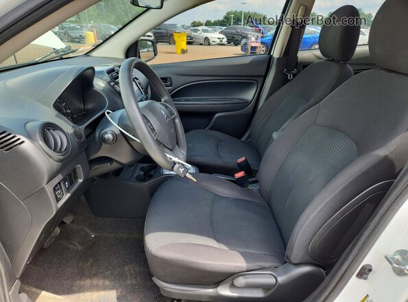 ML32F3FJ8KHF15587 2019 MITSUBISHI MIRAGE White Vista interior delantera