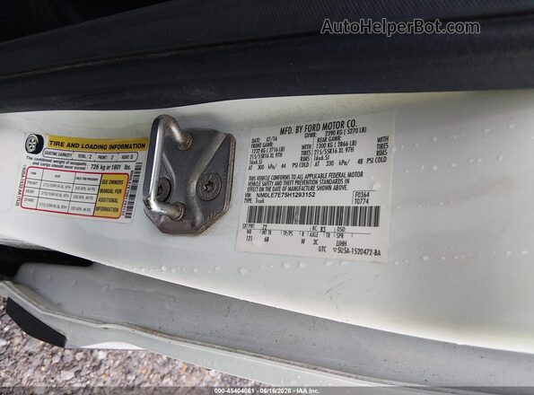 NM0LE7E75H1293152 2017 FORD TRANSIT CONNECT Белый Вид подкапотного пространства