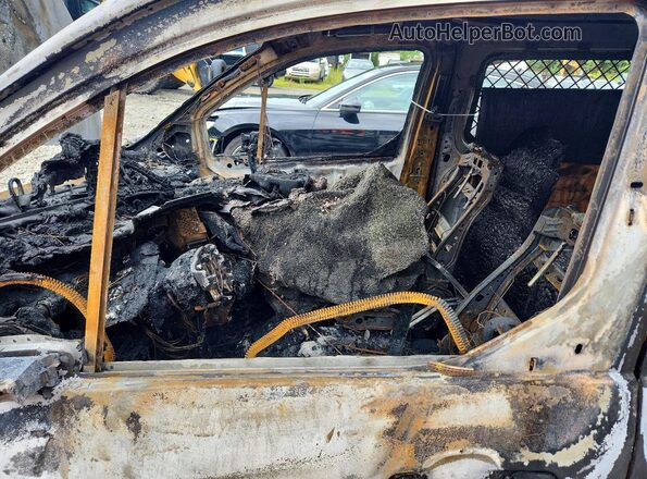 NM0LS7S20P1554025 2023 FORD TRANSIT Burn Widok wnętrza z przodu