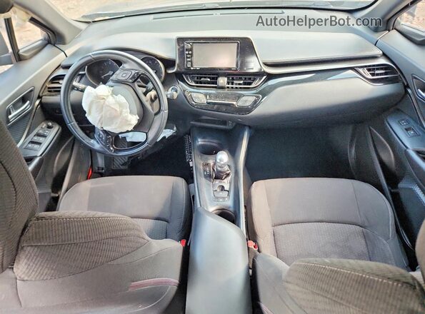 NMTKHMBX0JR017140 2018 TOYOTA C-HR Gray წინა პანელის ხედი