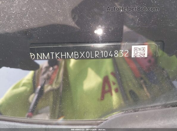 NMTKHMBX0LR104832 2020 TOYOTA C-HR White 