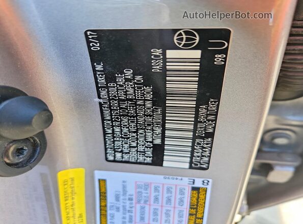 NMTKHMBX1JR001447 2018 TOYOTA C-HR Silver 360 interior view