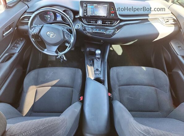 NMTKHMBX1JR044685 2018 TOYOTA C-HR Maroon Առջևի վահանակի տեսք