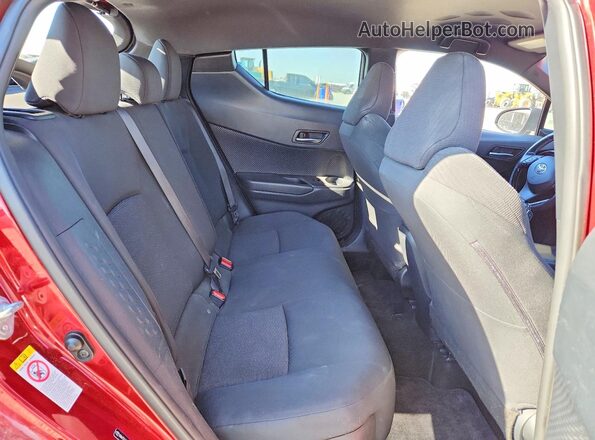 NMTKHMBX1JR044685 2018 TOYOTA C-HR Maroon Սալոնի հետևի տեսք