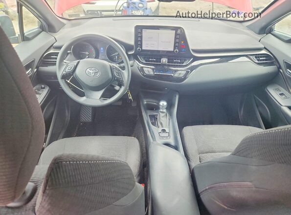 NMTKHMBX1KR093208 2019 TOYOTA C-HR Red Вид панелі приладів