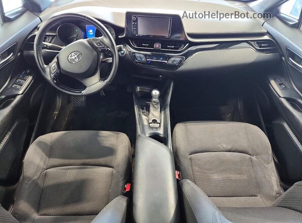 NMTKHMBX2JR012943 2018 TOYOTA C-HR Blue Dashboard view