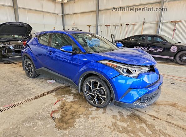 NMTKHMBX2JR012943 2018 TOYOTA C-HR Blue Front right