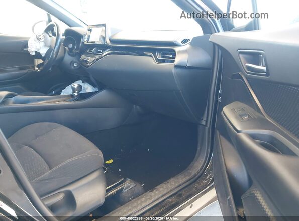 NMTKHMBX2JR037003 2018 TOYOTA C-HR Black Вид салону спереду