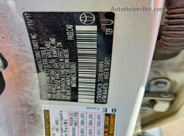 NMTKHMBX2JR048843 2018 TOYOTA C-HR White Вид підкапотного простору