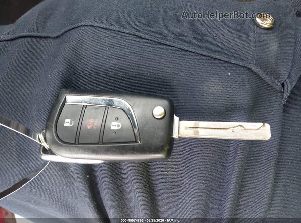 NMTKHMBX3JR033591 2018 TOYOTA C-HR Red Vista del salpicadero