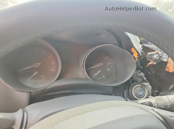 NMTKHMBX5JR033561 2018 TOYOTA C-HR Белый Вид щитка приборов