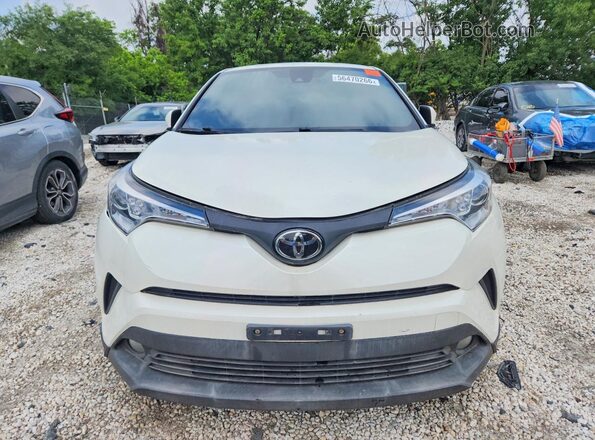 NMTKHMBX5JR033561 2018 TOYOTA C-HR Белый Вид спереди