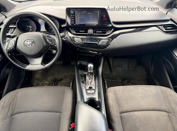 NMTKHMBX6JR021239 2018 TOYOTA C-HR Белый Вид задних сидений