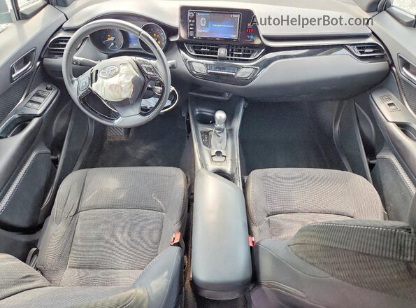 NMTKHMBX7JR000755 2018 TOYOTA C-HR Silver Vista del salpicadero