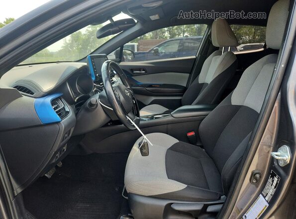NMTKHMBX7KR088403 2019 TOYOTA C-HR Gray Սալոնի դիմացի տեսք
